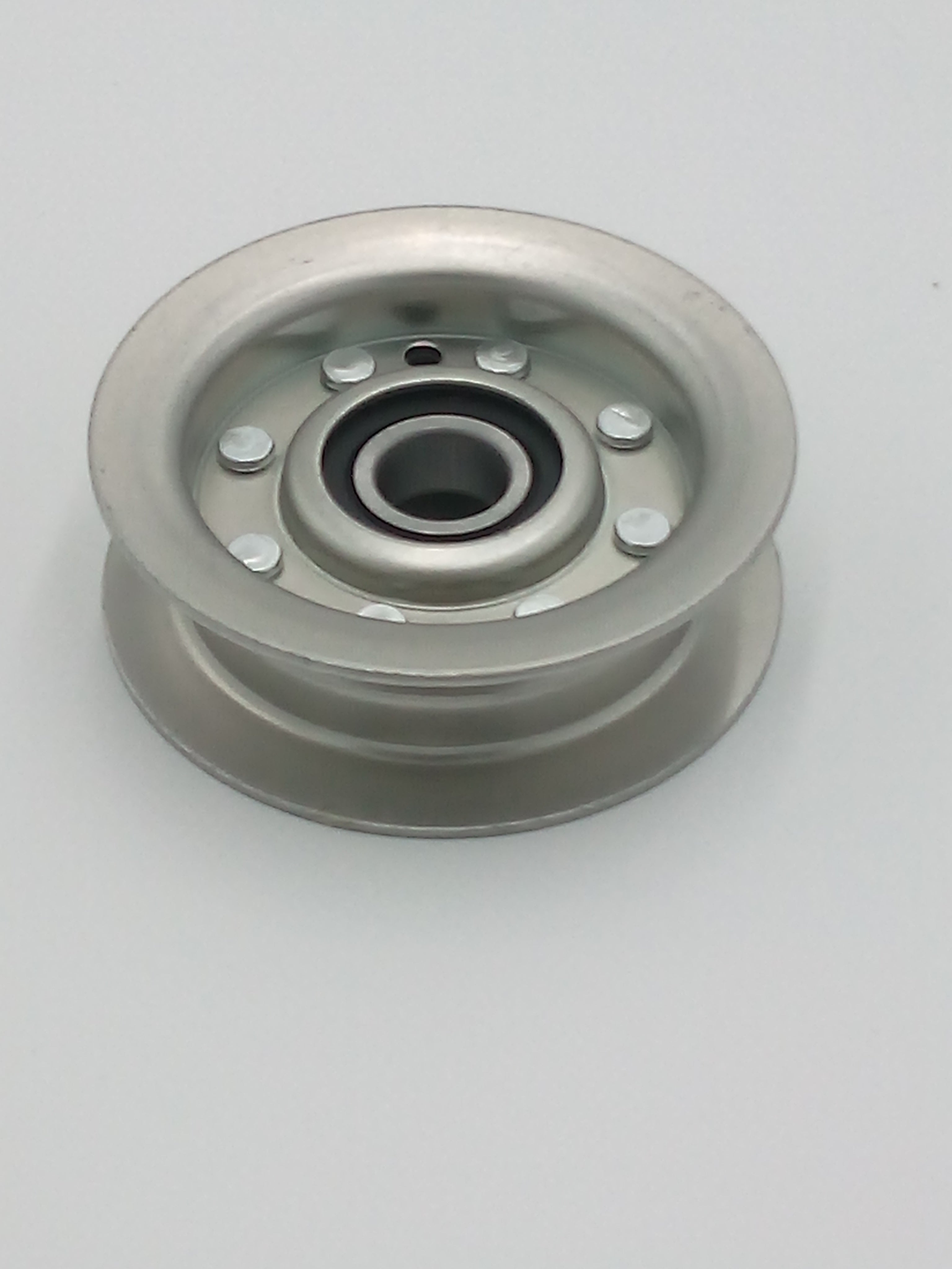 Pulley Flat Idler Steel with Flange – 3-5/8" – Suits John Deere / Sabre 42" & 48" Decks – Replaces GY20067 / GY22172