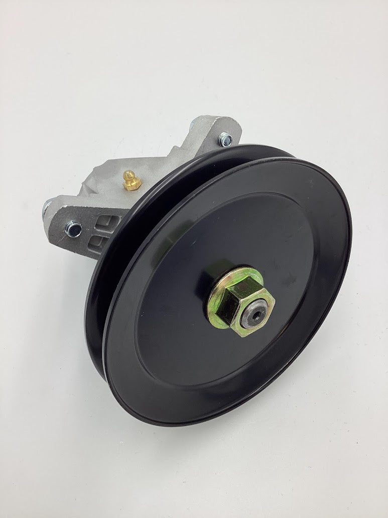 Cub Cadet / MTD / Rover Spindle Assembly Suits 42" Cut