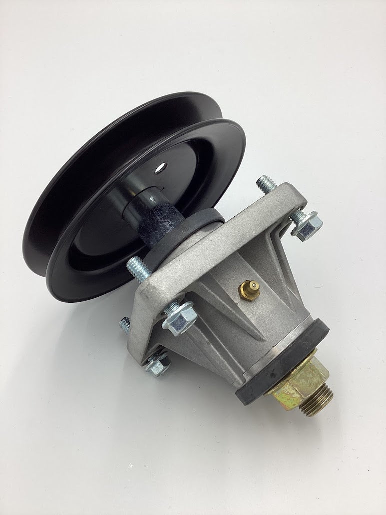 Cub Cadet Spindle Assembly Suits 46" With Pulley & Grease Nipple