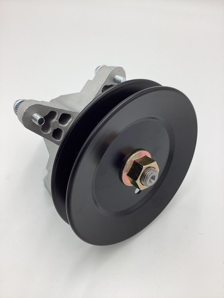 Kioti Daedong MTD Rover Massey Ferguson Troy Bilt Toro White Spindle Assembly Suits 38" Deck
