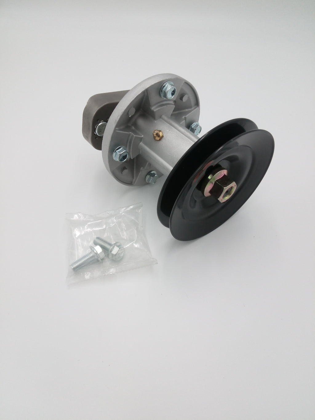 John Deere Spindle Assembly  Suits L100–L130 Series (Replaces GY20785, GY20050)