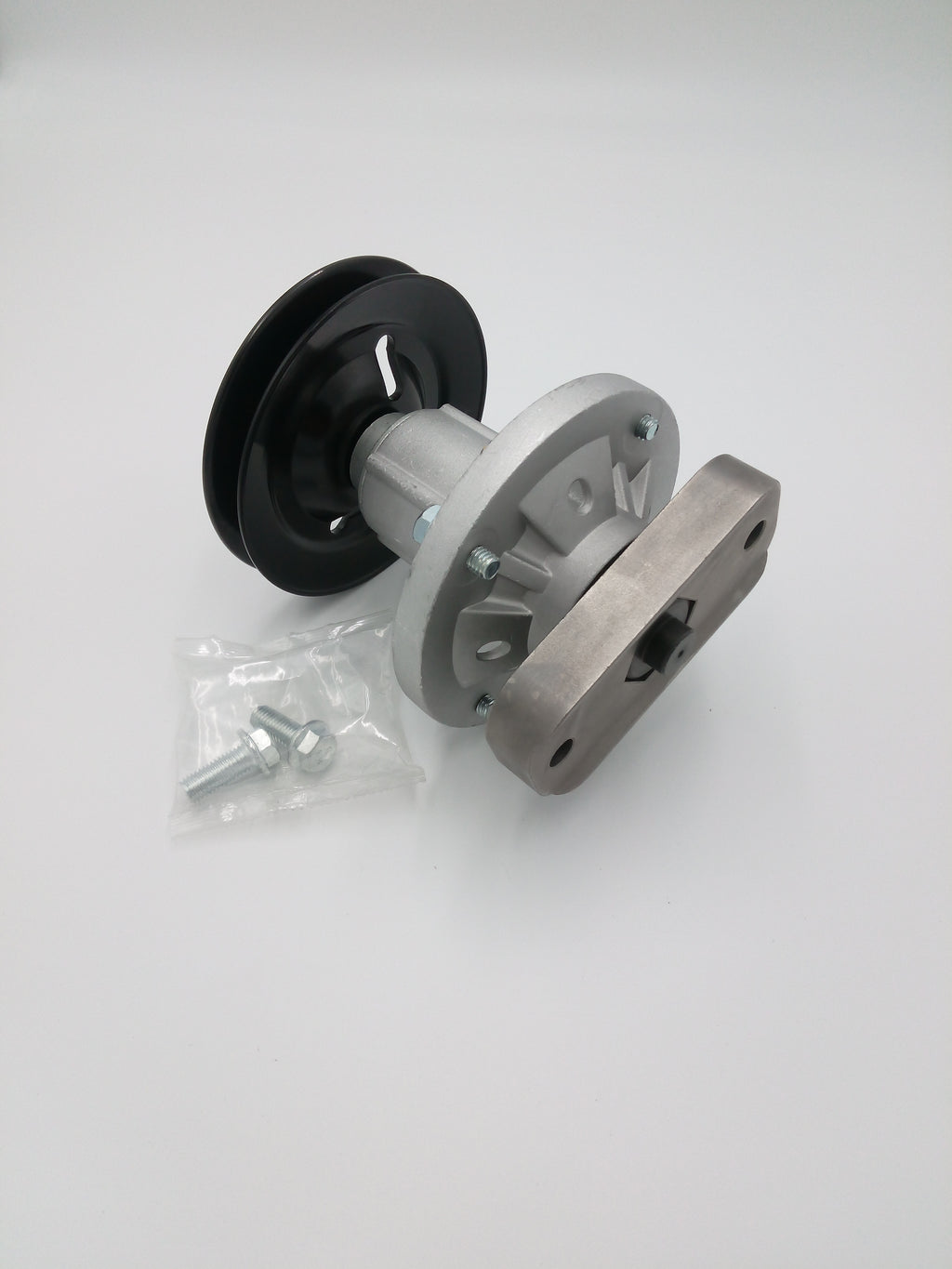 John Deere Spindle Assembly  Suits L100–L130 Series (Replaces GY20785, GY20050)